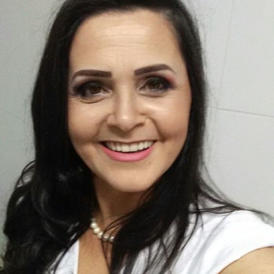 Elaine Gomes