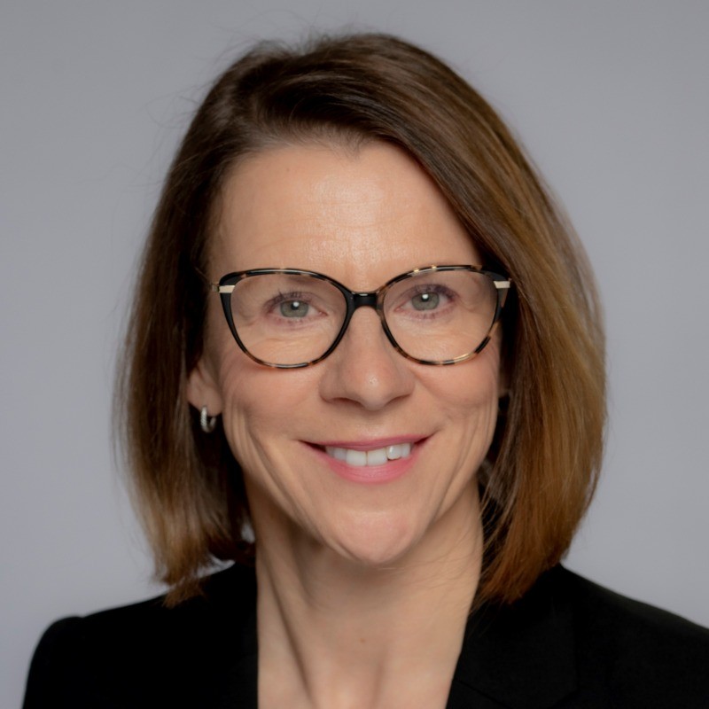 Sandra Henkel, MBA, FCIP