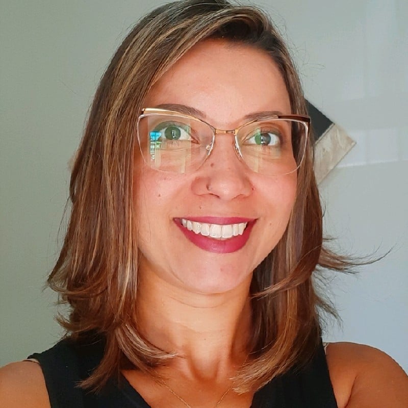 Renata Oliveira