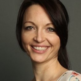 Angela Betschart , Dr. med. vet.