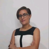 Alejandra Flores Correa