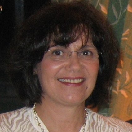 Luisa Queiroz