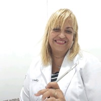 Claudia de Andrade
