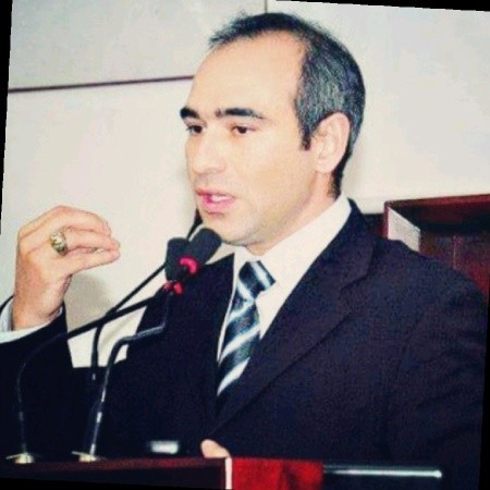M.D. Gökhan Sahin
