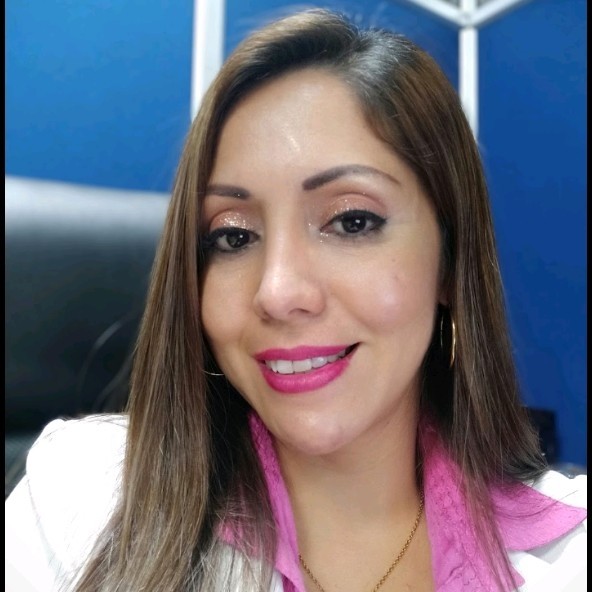 Lourdes Vaca Seminario, MBA, PMP, Agile Coach