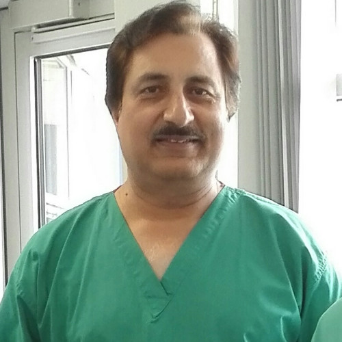 Surgeon Dr. Saleem Arif