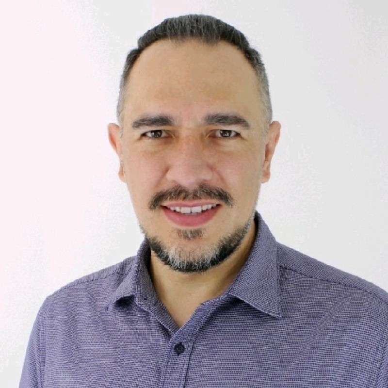Carlos Contreras