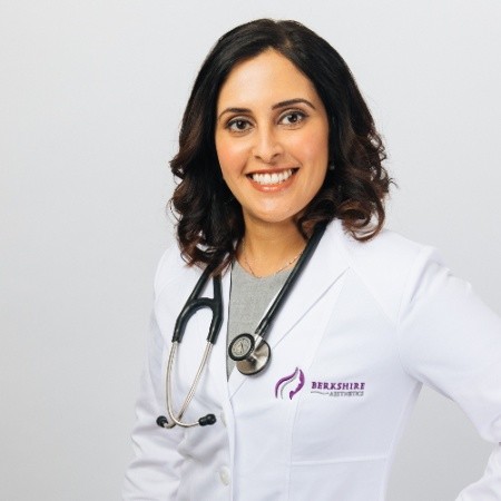 Dr Selena Langdon